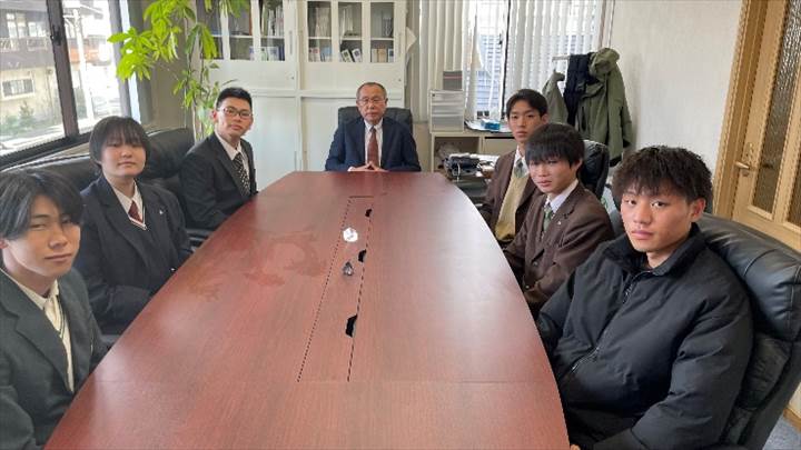 内定説明会の様子